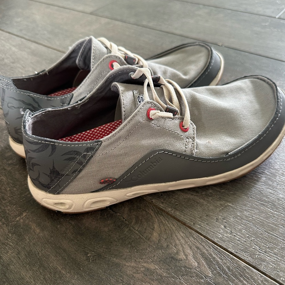 Columbia Men's Gray and Cream Boat Shoes, size 7.5